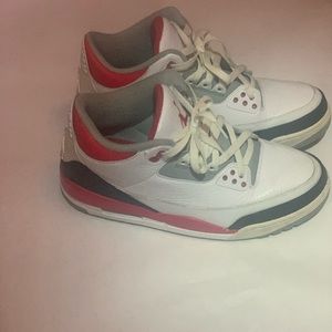 (2013) AIR JORDAN “FIRE RED” 3’s